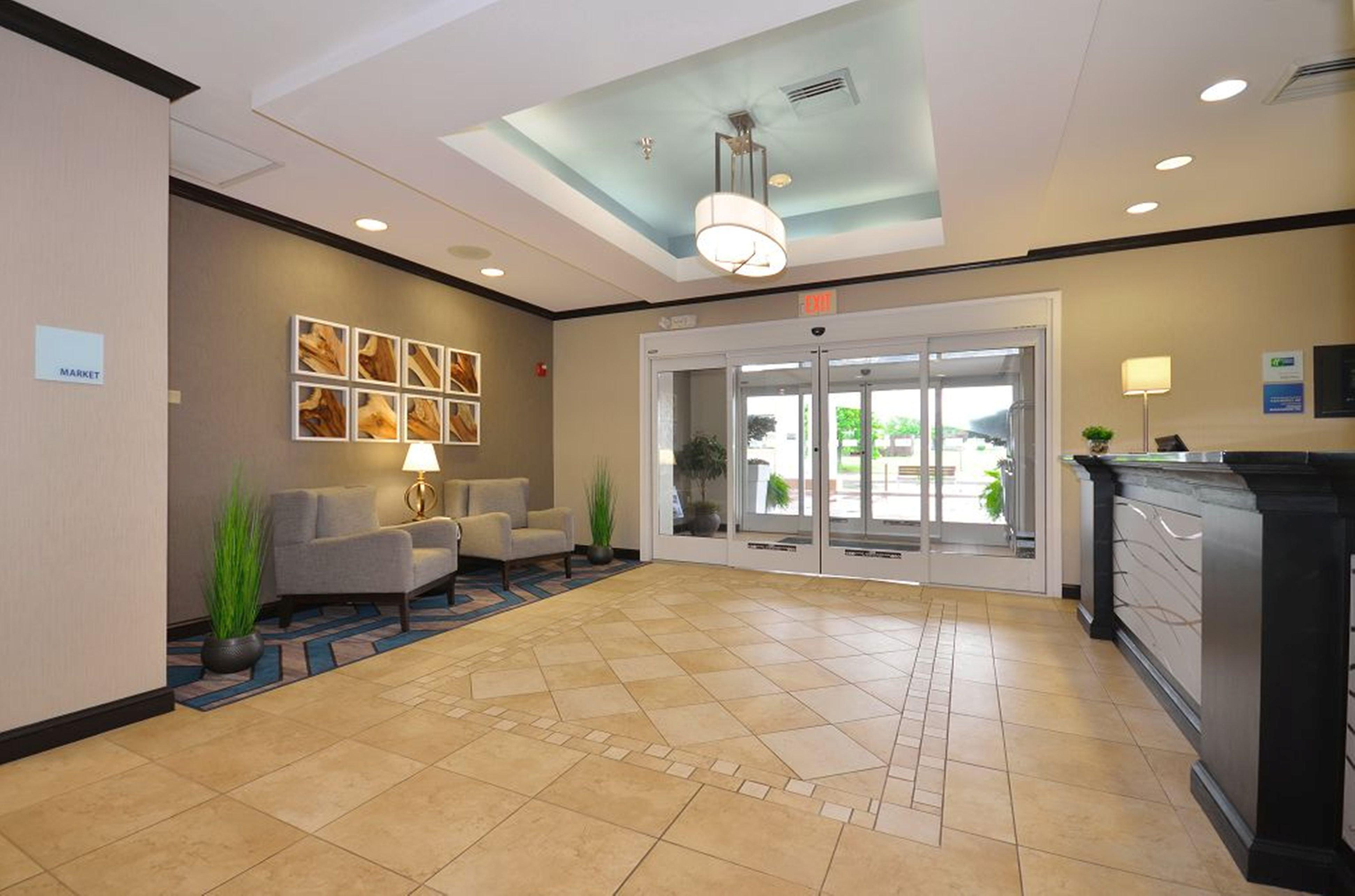 Holiday Inn Express Hotel & Suites Farmington, An Ihg Hotel Exterior foto